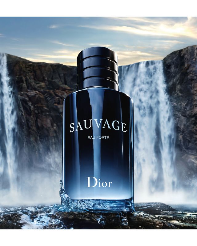 【在庫僅少】 Sauvage Eau e frescas notas álcool sem perfume Forte 香水(男性用)