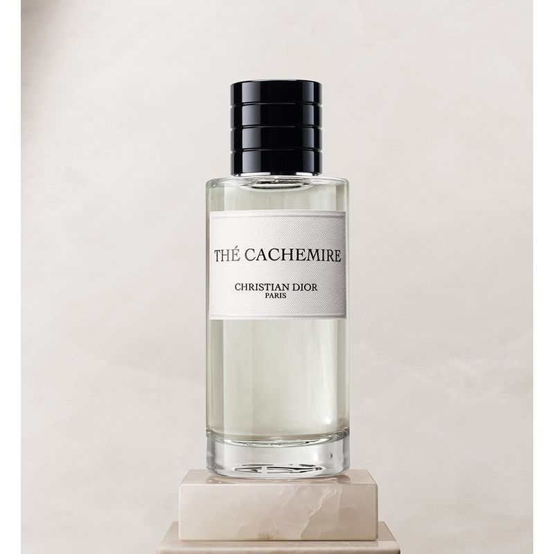 売れ筋介護用品も！ de eau Cachemire: Thé parfum verdes e florais notas unissex 香水(女性用)